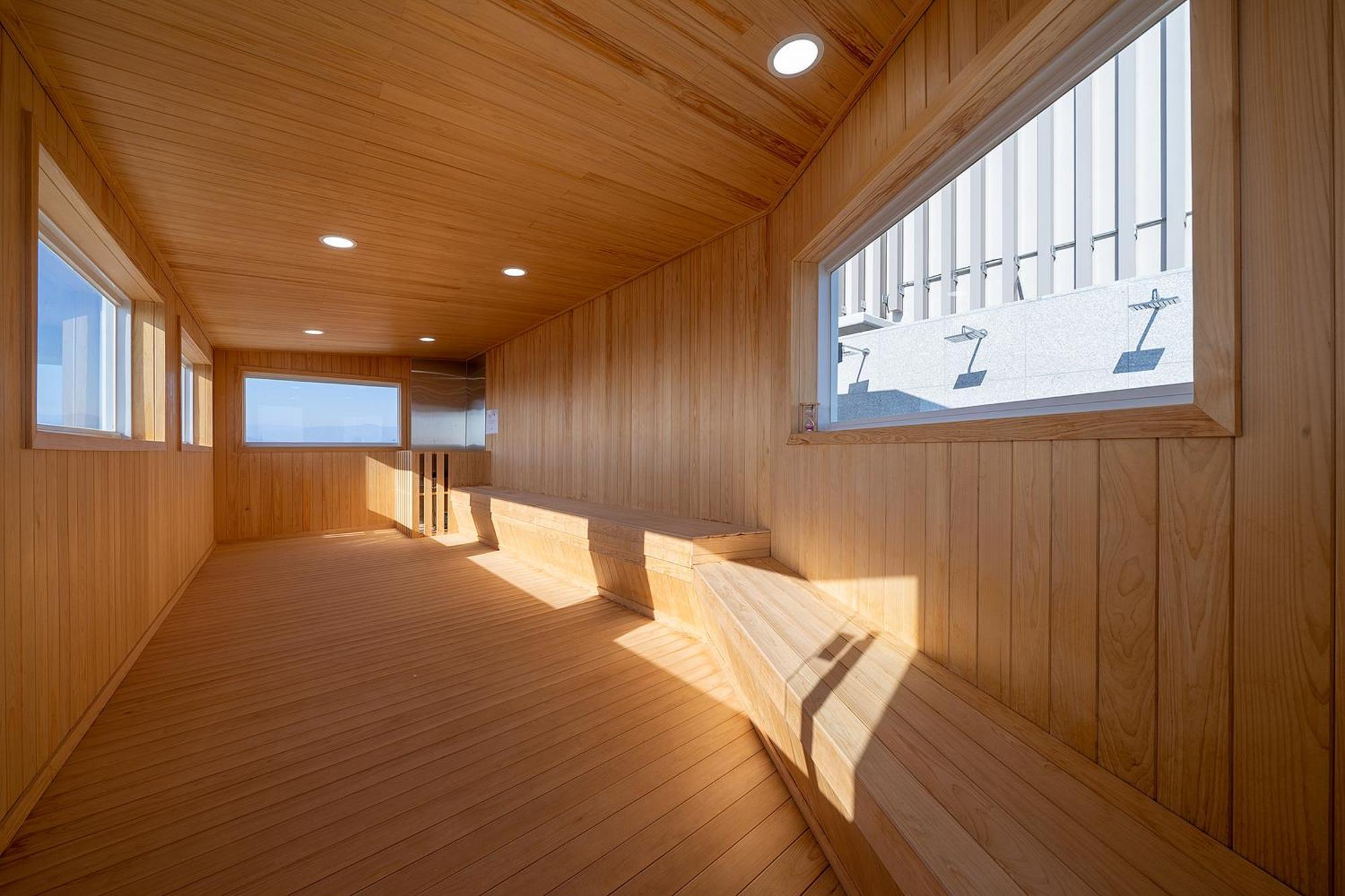 Gangneung Chonpines Ocean Suites Hotel Bagian luar foto